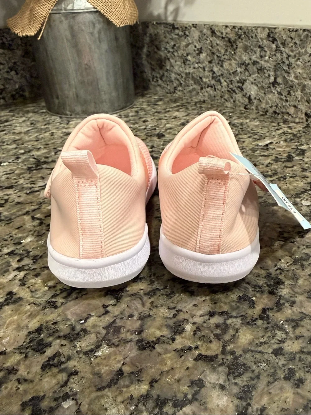•NWT Toddler Pink Shoes•